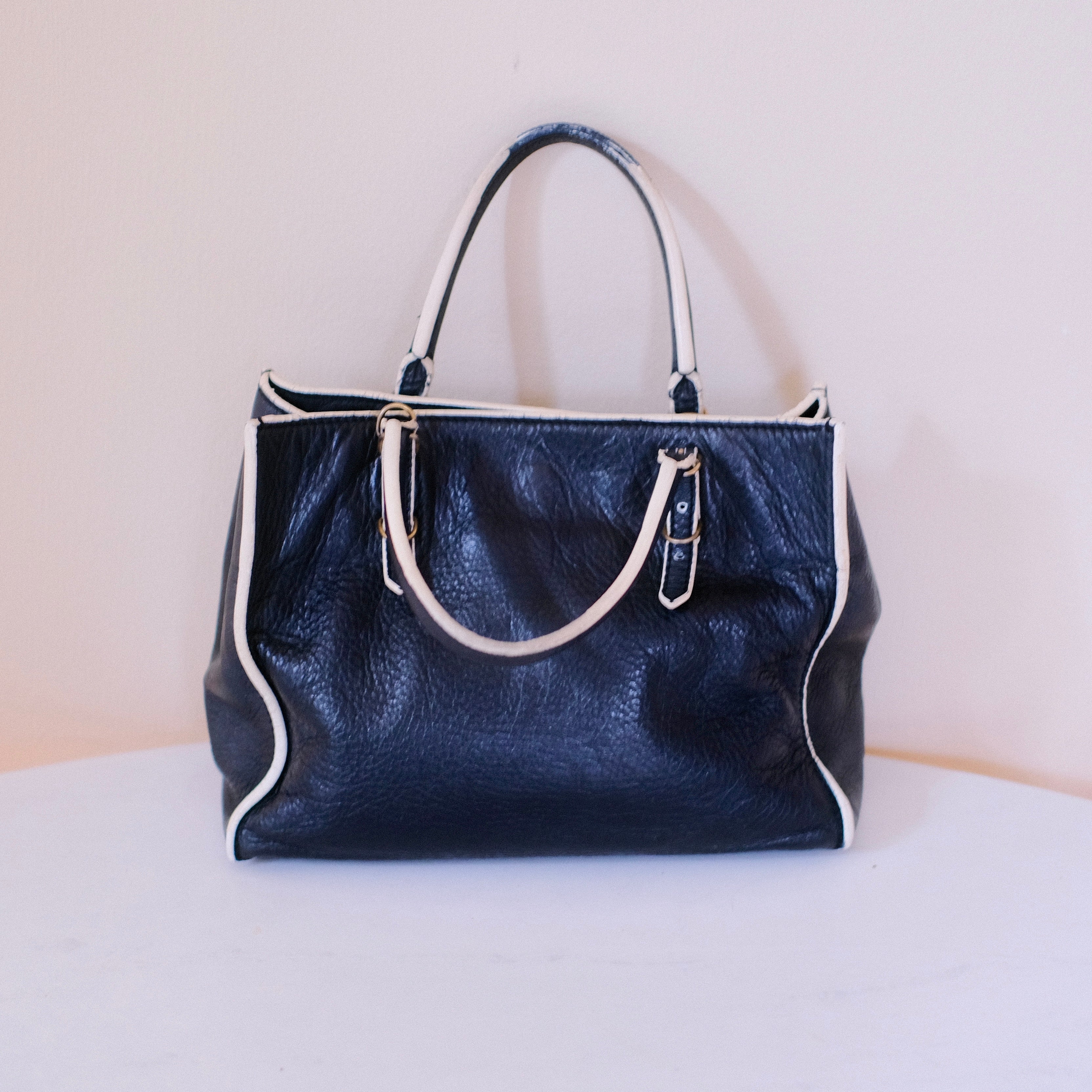 Balenciaga Classic Leather Handbag Black