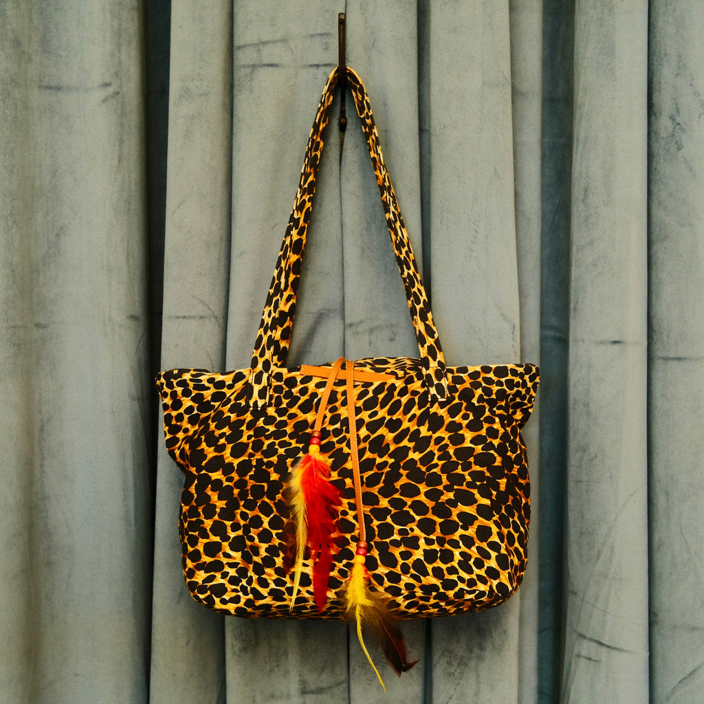 Dolce and Gabbana Canvas Tote Bag Cheetah