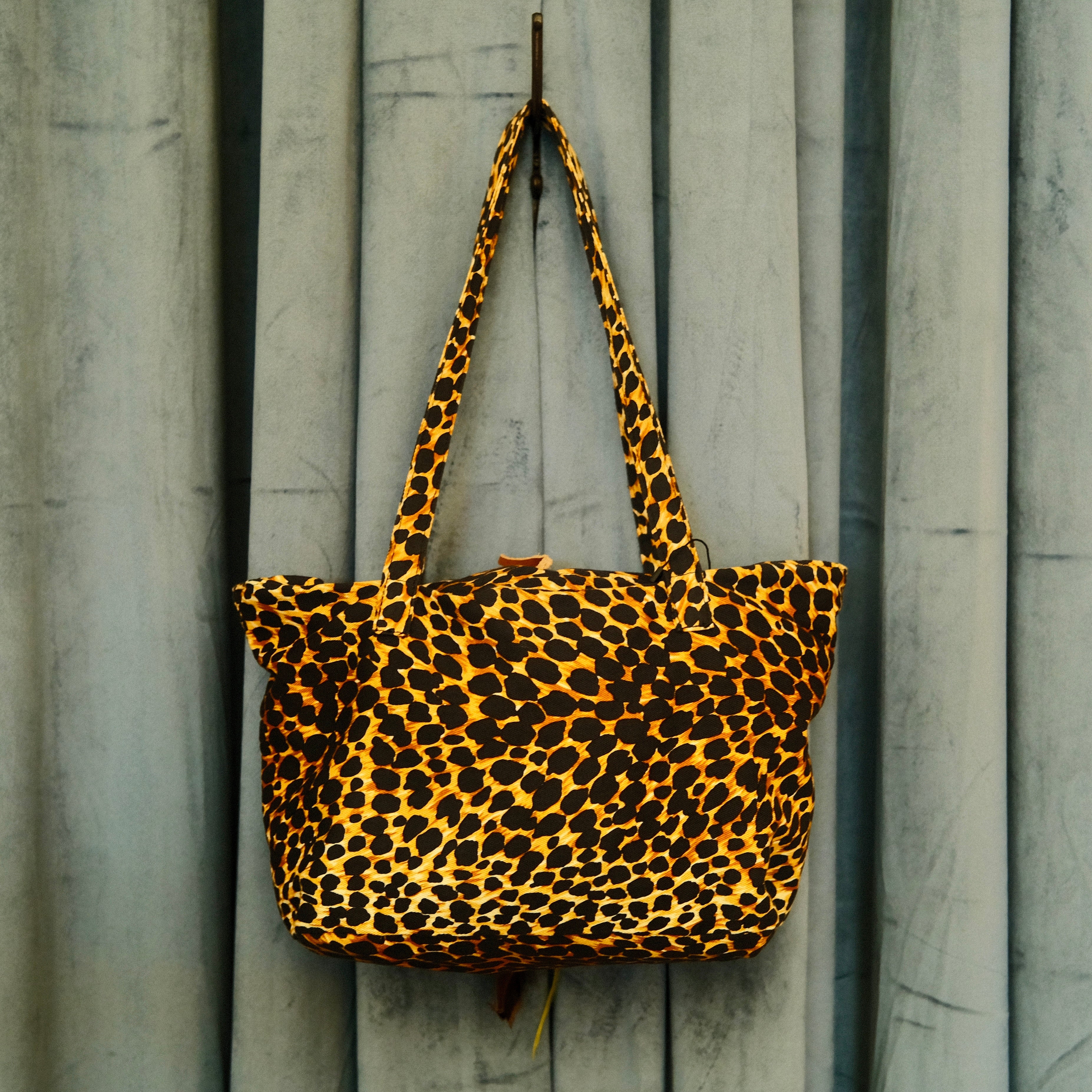 Dolce and Gabbana Canvas Tote Bag Cheetah