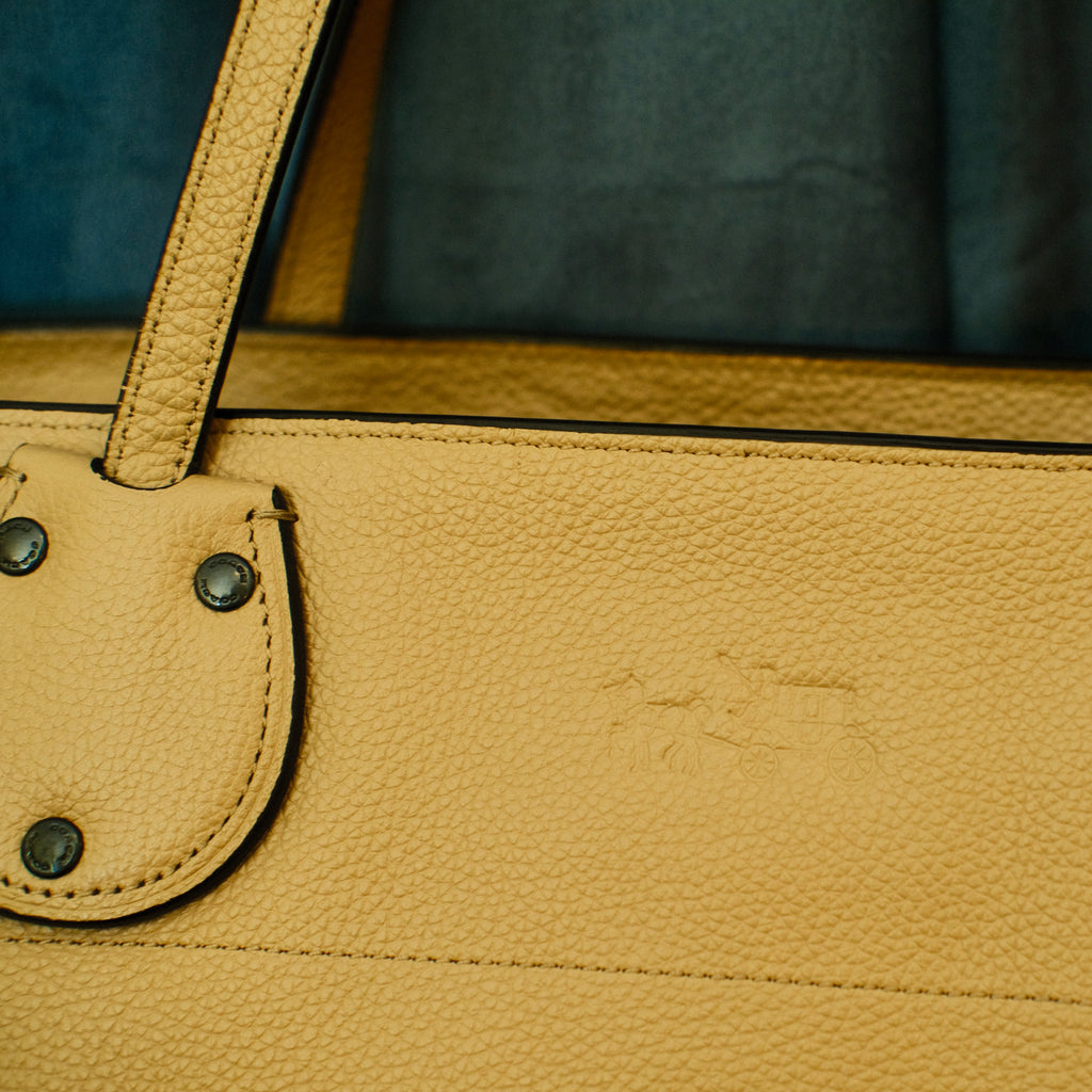 Coach Leather Bag Tan