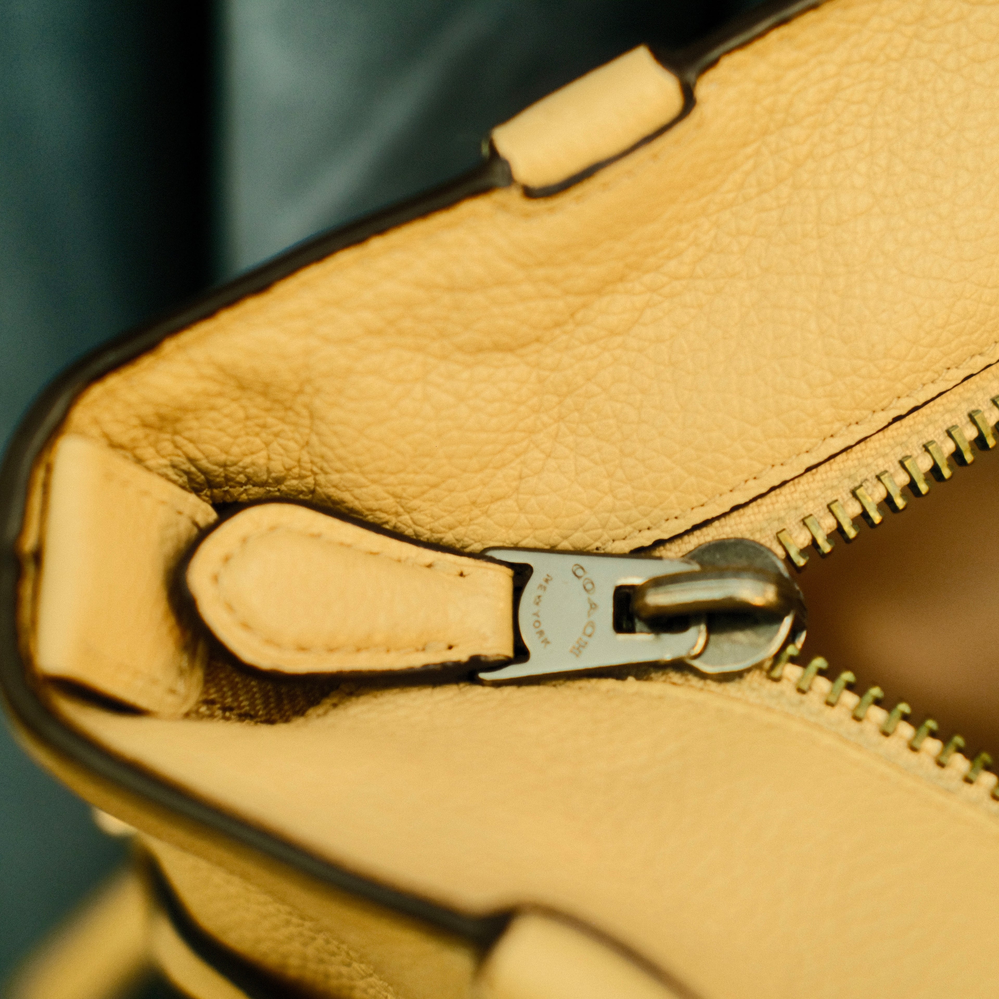 Coach Leather Bag Tan